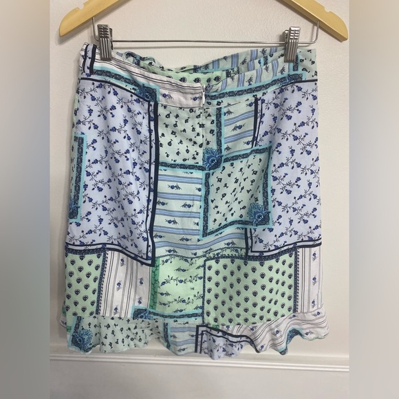 LOFT Patchwork Floral Mini Skirt Ruffle Blue Mint Green Tie Waist Size 8 Cotton - Picture 7 of 8